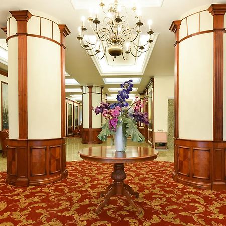 Hotel Belvedere Braila Ngoại thất bức ảnh