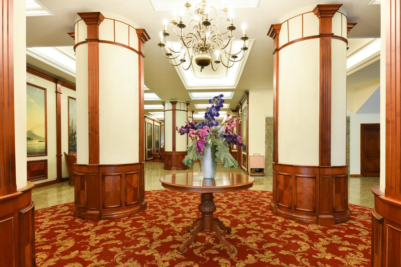 Hotel Belvedere Braila Ngoại thất bức ảnh